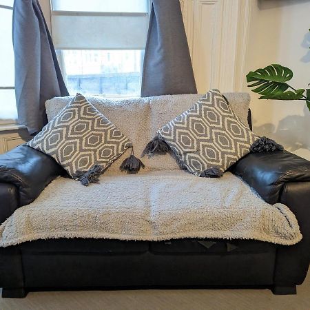 1 Bedroom Studio In A Supurb Area Of Cardiff Extérieur photo
